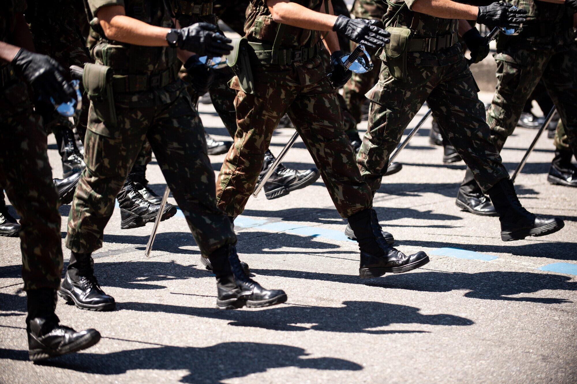 soldiers walking